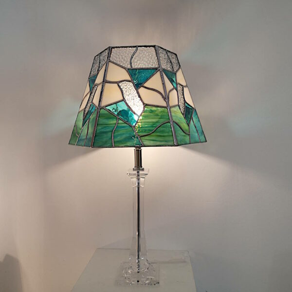 Lampe Océane en Vitrail Tiffany - Sud Vitrail Mosaïque